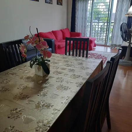 Ratu Musleem Homestay Kuala Selangor Exterior photo