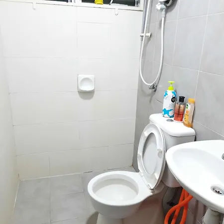Ratu Musleem Homestay Kuala Selangor Exterior photo
