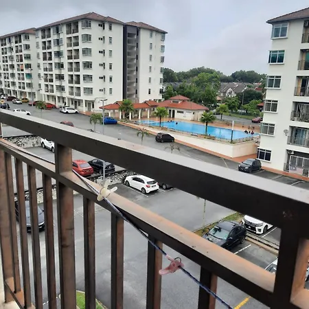 Ratu Musleem Homestay Kuala Selangor Exterior photo